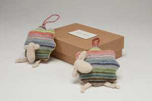 MidWinter Mini Pair of Sheep